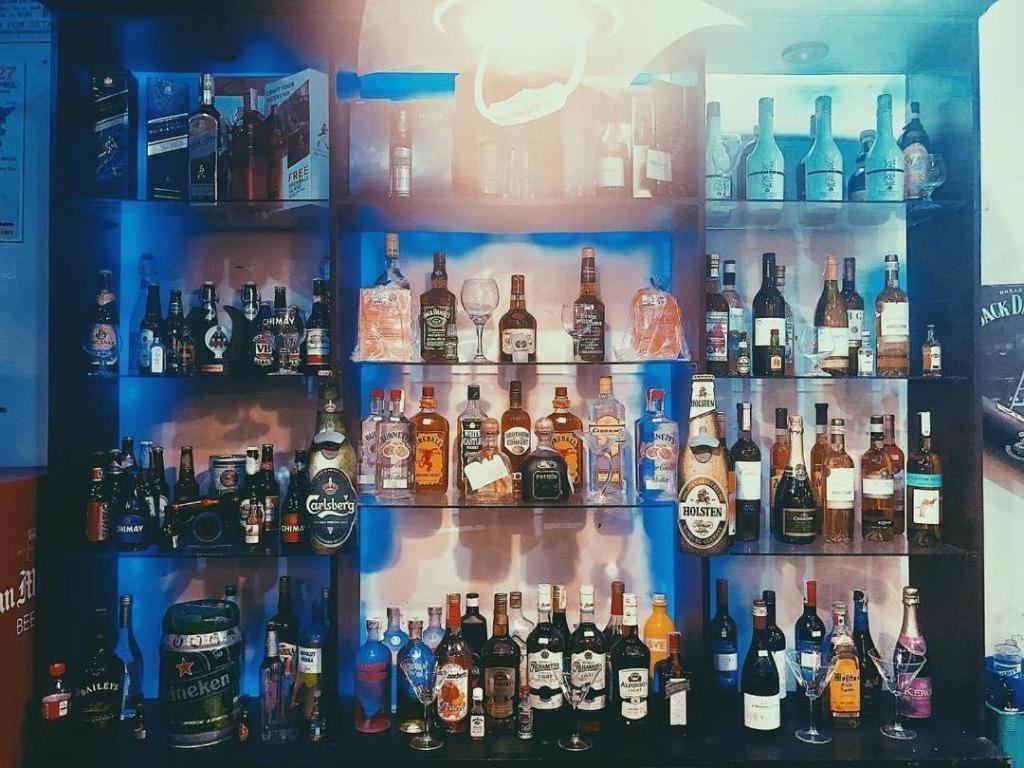 Hotel Dian Aparri Екстер'єр фото
