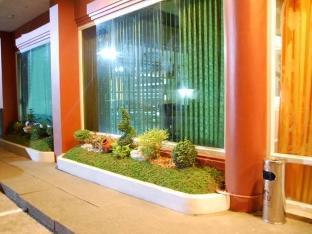Hotel Dian Aparri Екстер'єр фото